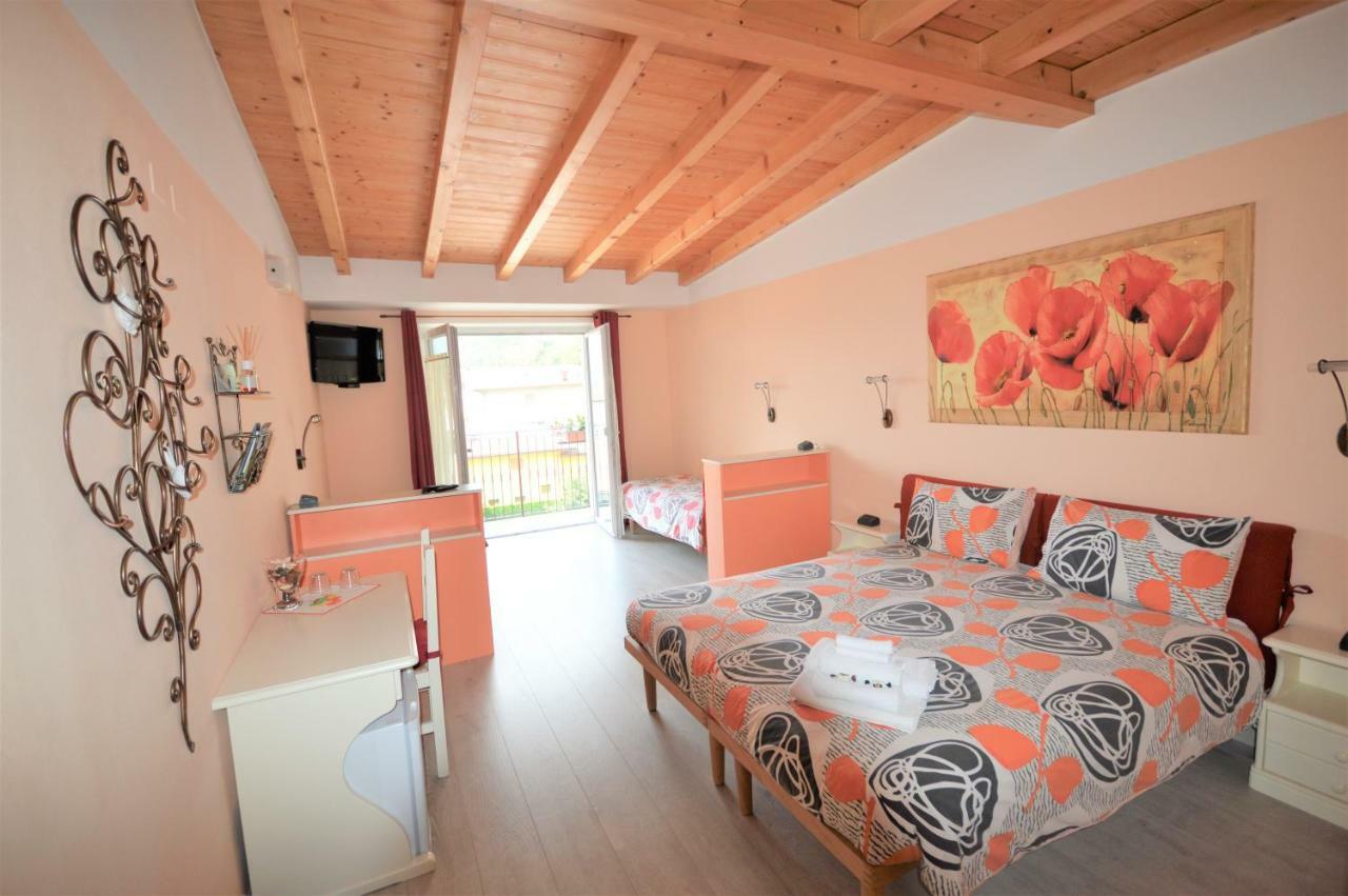 B&B La Vecchia Tipografia - Lago D'Idro Ponte Caffaro Exteriör bild