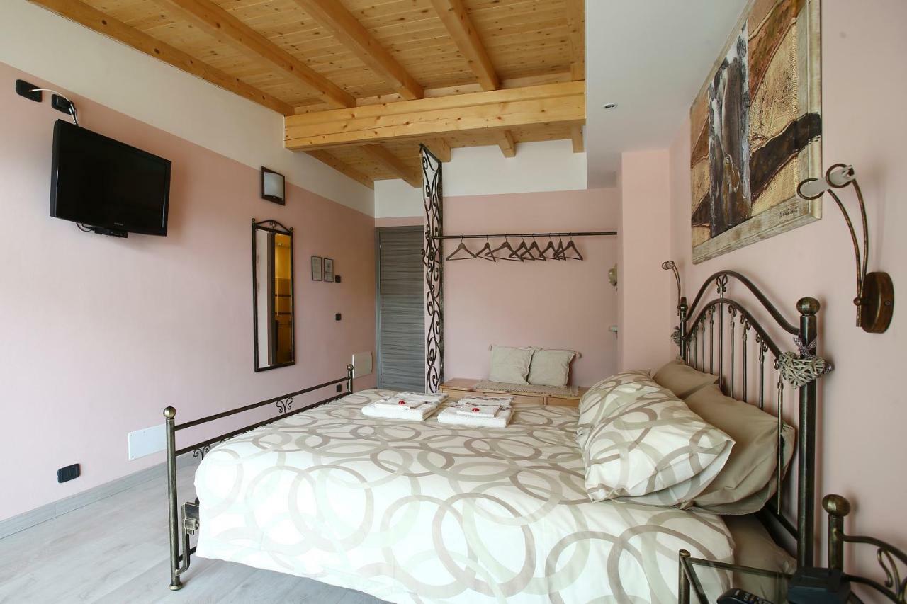B&B La Vecchia Tipografia - Lago D'Idro Ponte Caffaro Exteriör bild